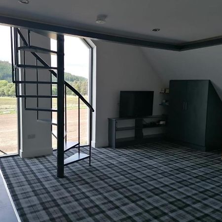 Rest At Last - Highland Apartment With Private Hot Tub Whitebridge  المظهر الخارجي الصورة