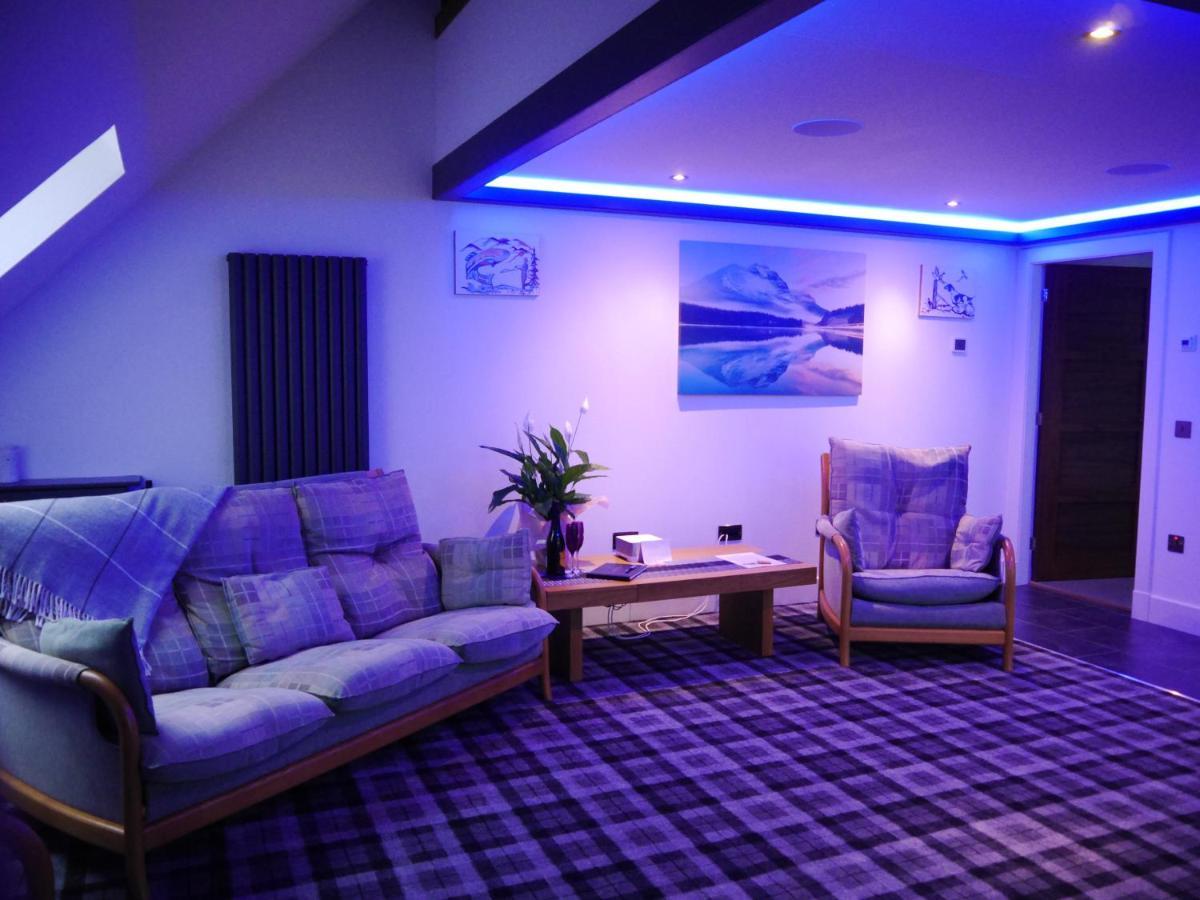 Rest At Last - Highland Apartment With Private Hot Tub Whitebridge  المظهر الخارجي الصورة